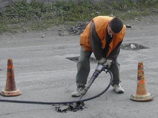 Ямочный ремонт асфальтового покрытия дорог по оптимальным ценам