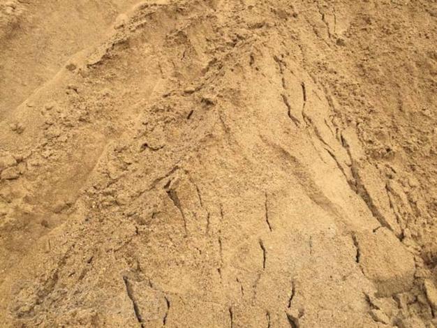 Строительный песок навалом от 3м3